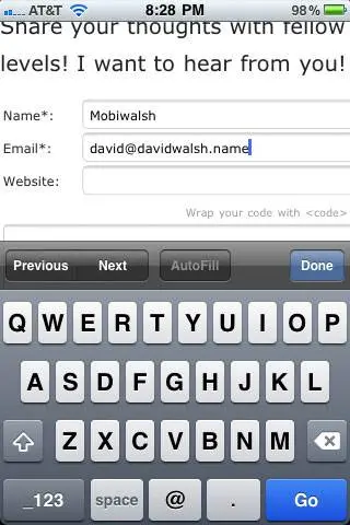 Contextual mobile keyboard for entering an email address.
